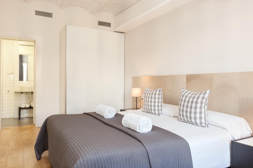 Rent Rambla Catalunya Appartement Barcelona
